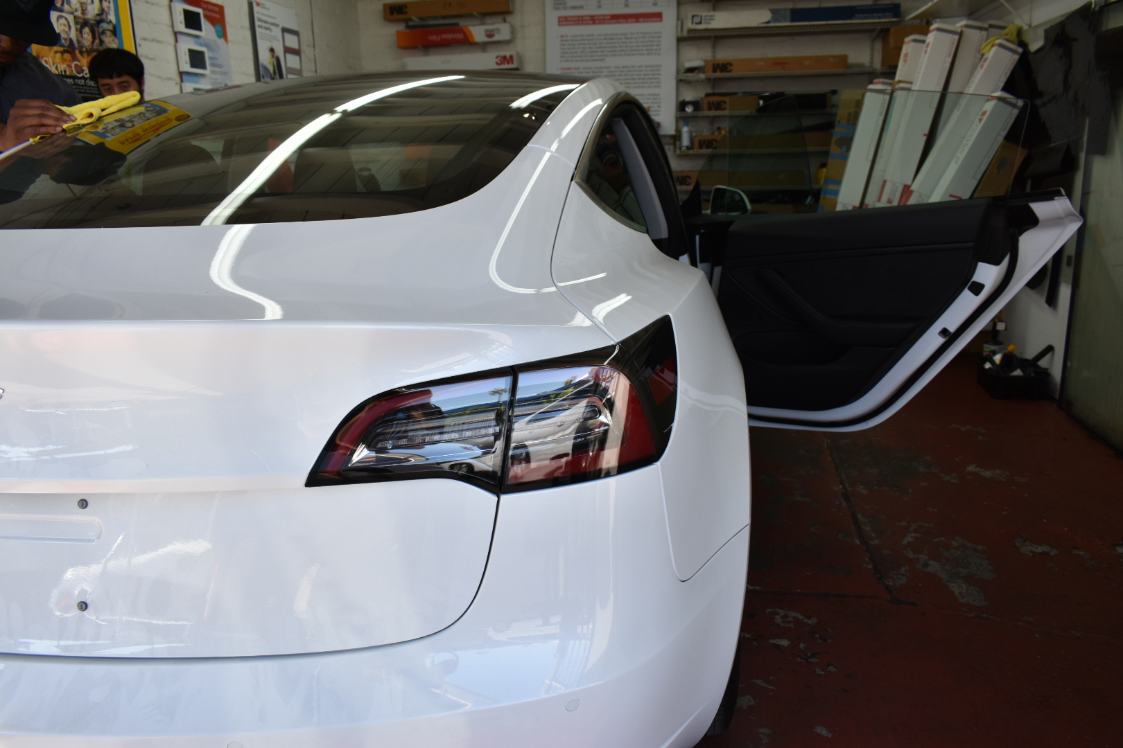 3M window film, 3m crystalline window tint, llumar window tint, car window tint, best window tint, commercial window film, privacy window film, best window tint shop los angeles